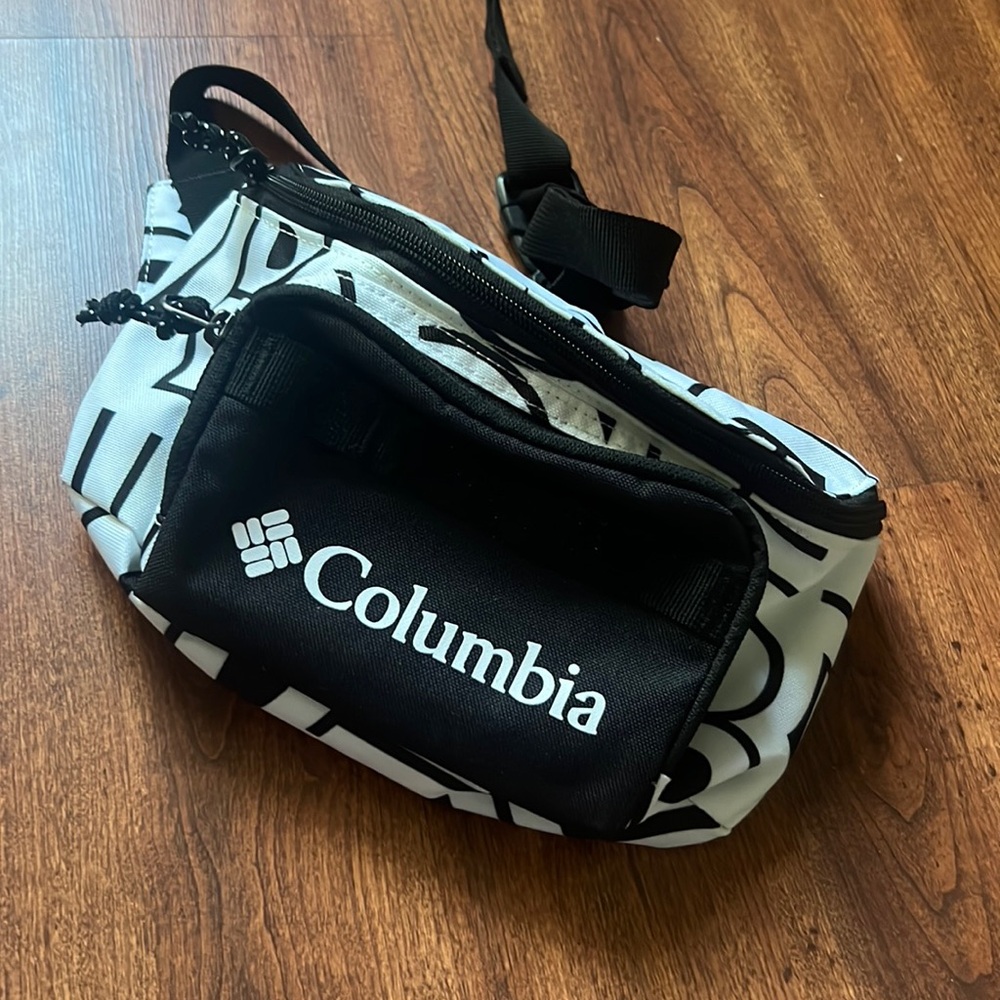3 pcs hip bags Columbia waist bag, Converse and BC outfitters